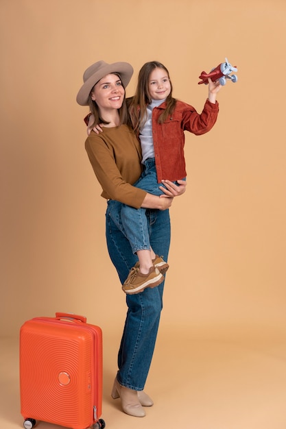 Elegant and Comfy Travel Attire for Women: A Perfect Blend of Style and Comfort