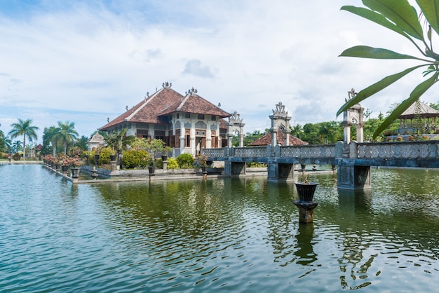 Experiencing Sri Lanka: My Fashion Journey