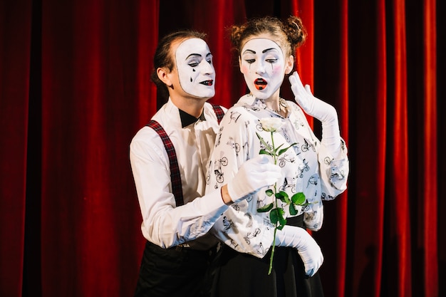 Perfecting Your Attire for a Broadway Show – The Definitive Guide