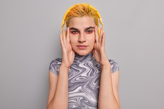 Top Colors That Flatter Gray Hair