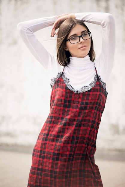 Top Pants and Skirts to Flatter Your Figure and Conceal Your Tummy