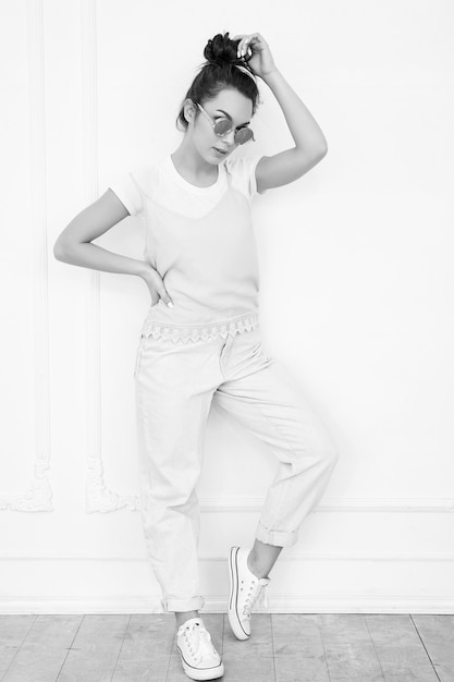 Top White Sneakers for Women That Offer Timeless Elegance and Flexibility